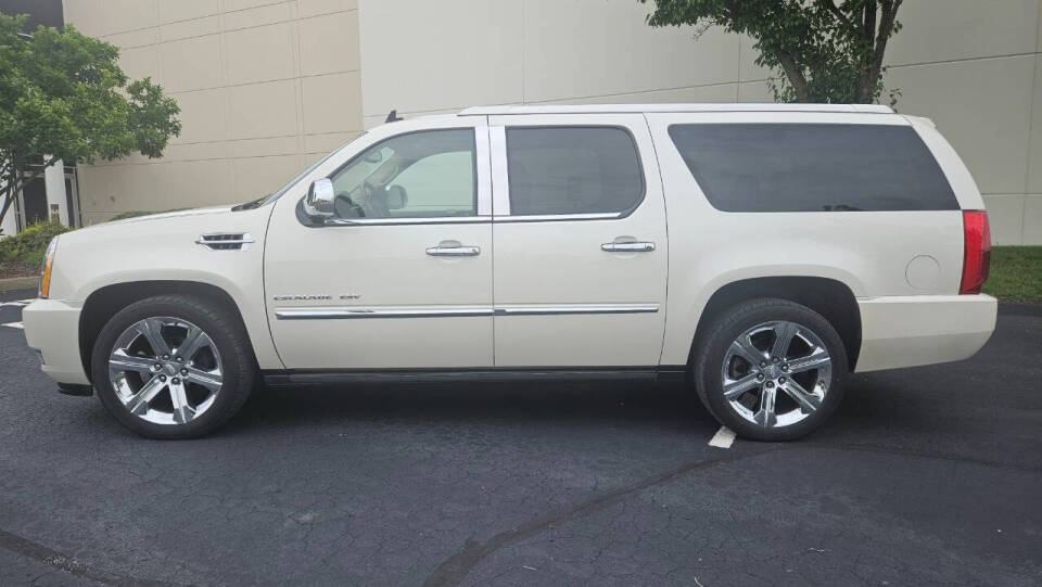 cadillac escalade esv 2014 1GYS4HEF2ER213764 image cadillac escalade esv 2014 1GYS4HEF2ER213764 image